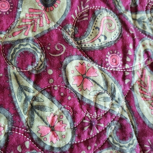 Fun with shapes quilt - Picture 4 of 4